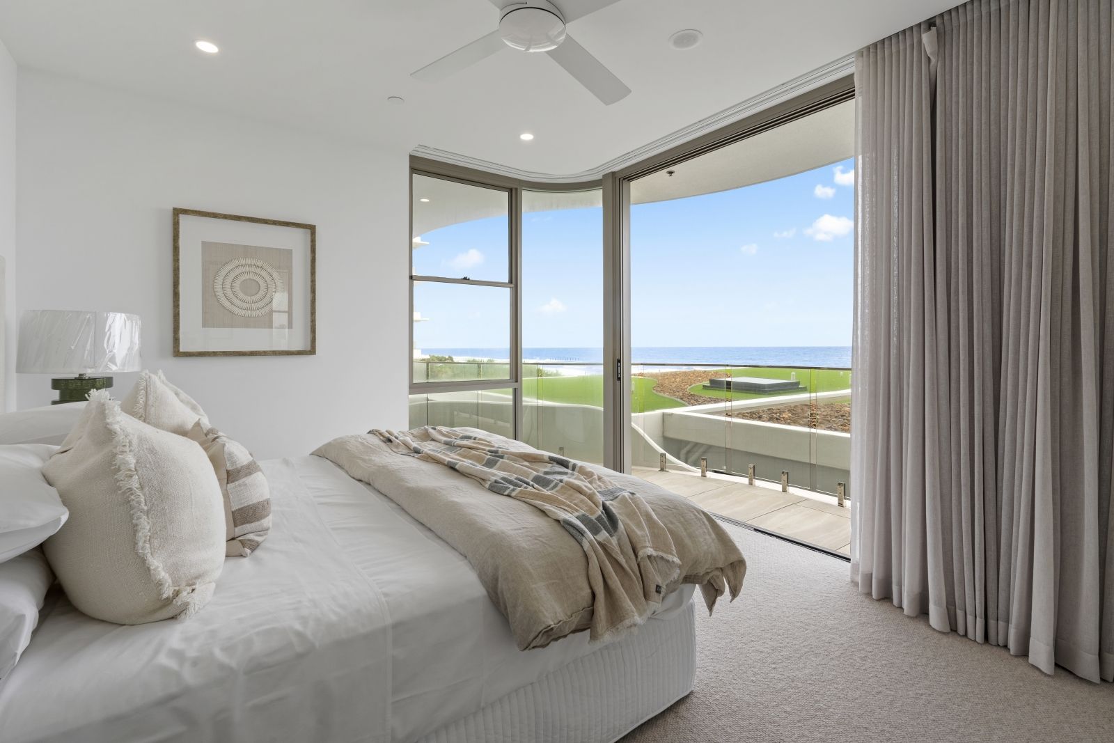 the esplanade palm beach interior design service - bedroom