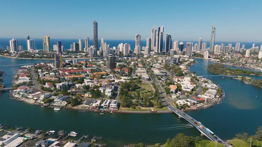 chevron island qld 4217