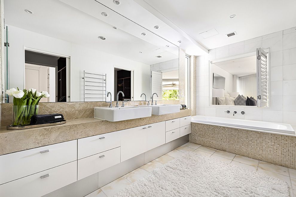 darling point property - master bath