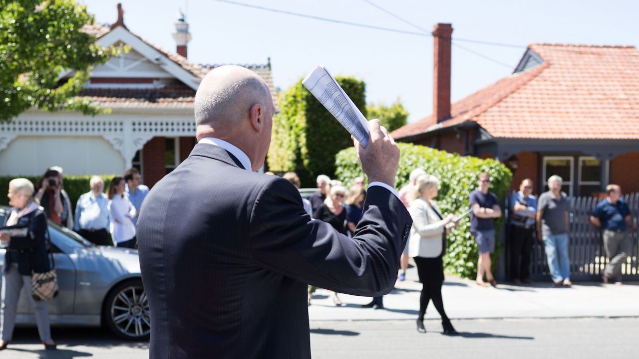 real estate auction