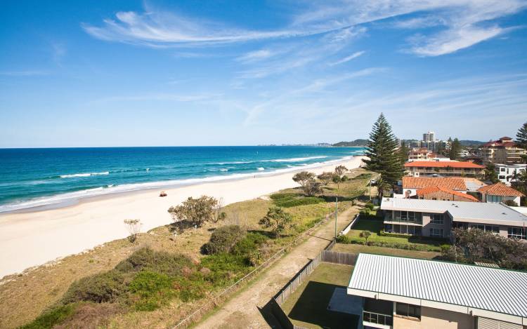 Palm Beach - Beachfront Homes