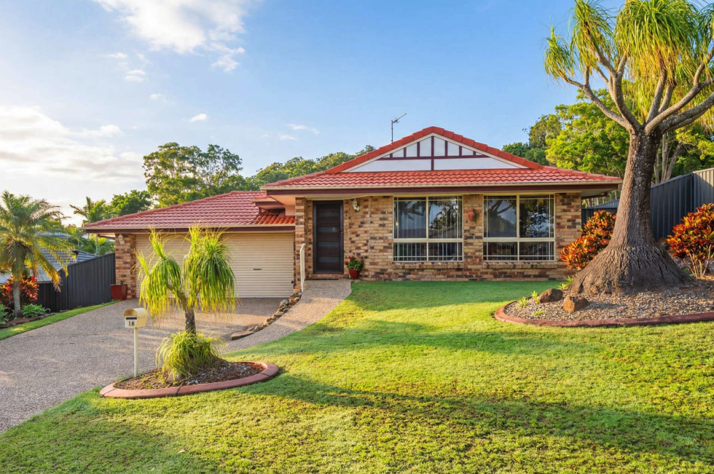 16 Capricorn Drive Pacific Pines QLD 4211
