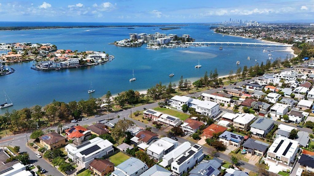 aerial view - paradise point